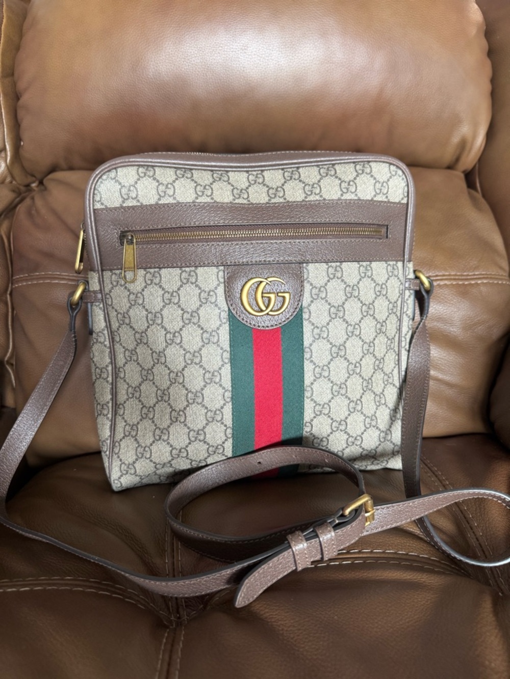 🤎✨ Gucci Ophidia GG Supreme Medium Messenger Bag ✨🤎 Authentic